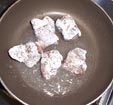 お肉を焼く